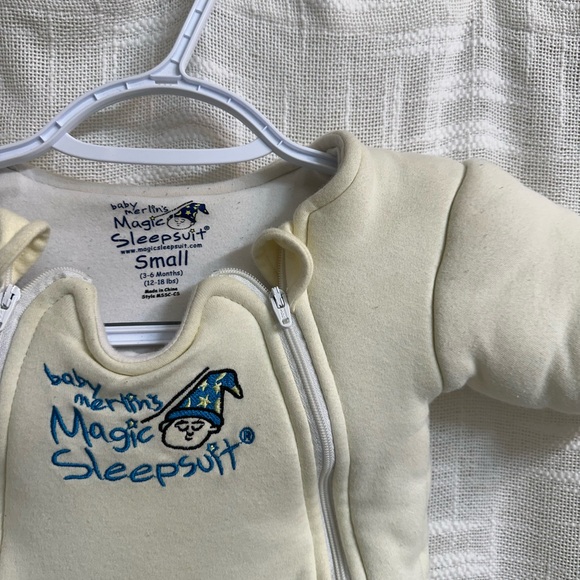 Magic Merlin Sleepsuit Cream Baby Suit - Picture 2 of 4